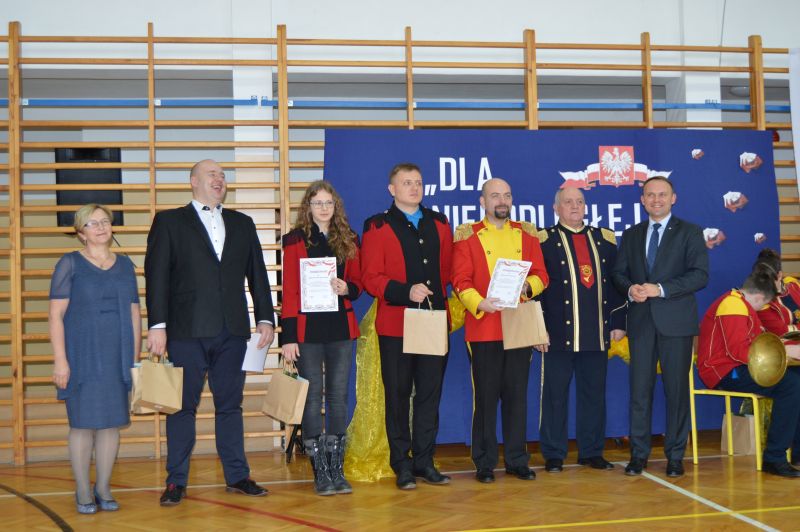 orkiestra 12 listopada 25